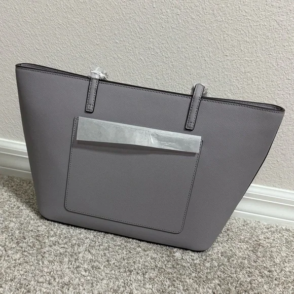HP 3.28!! NWT Tory Burch Small Leather Tote with Crossbody Strap in Bay Gray - Picture 6 of 14